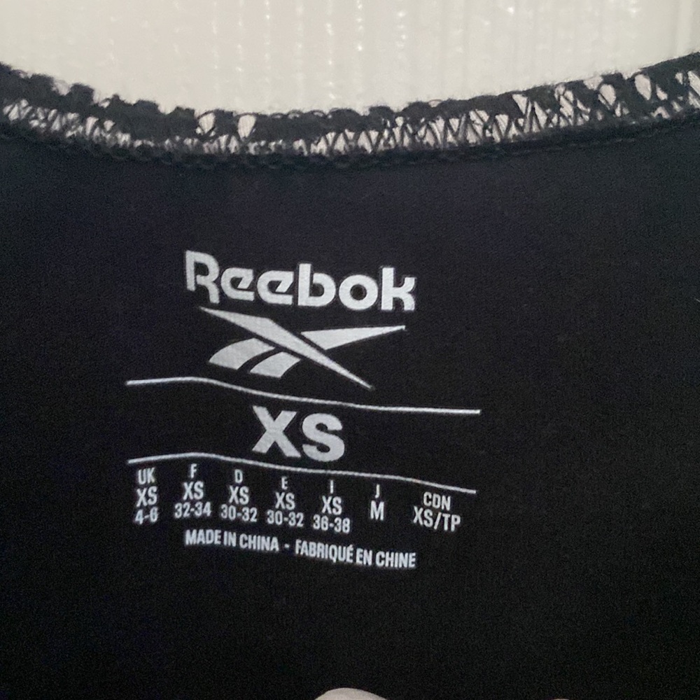 reebok non-padded sports bra - Picture 3 of 4